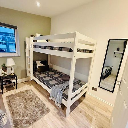 15 Min To Central London Guest Suites 22 Екстер'єр фото