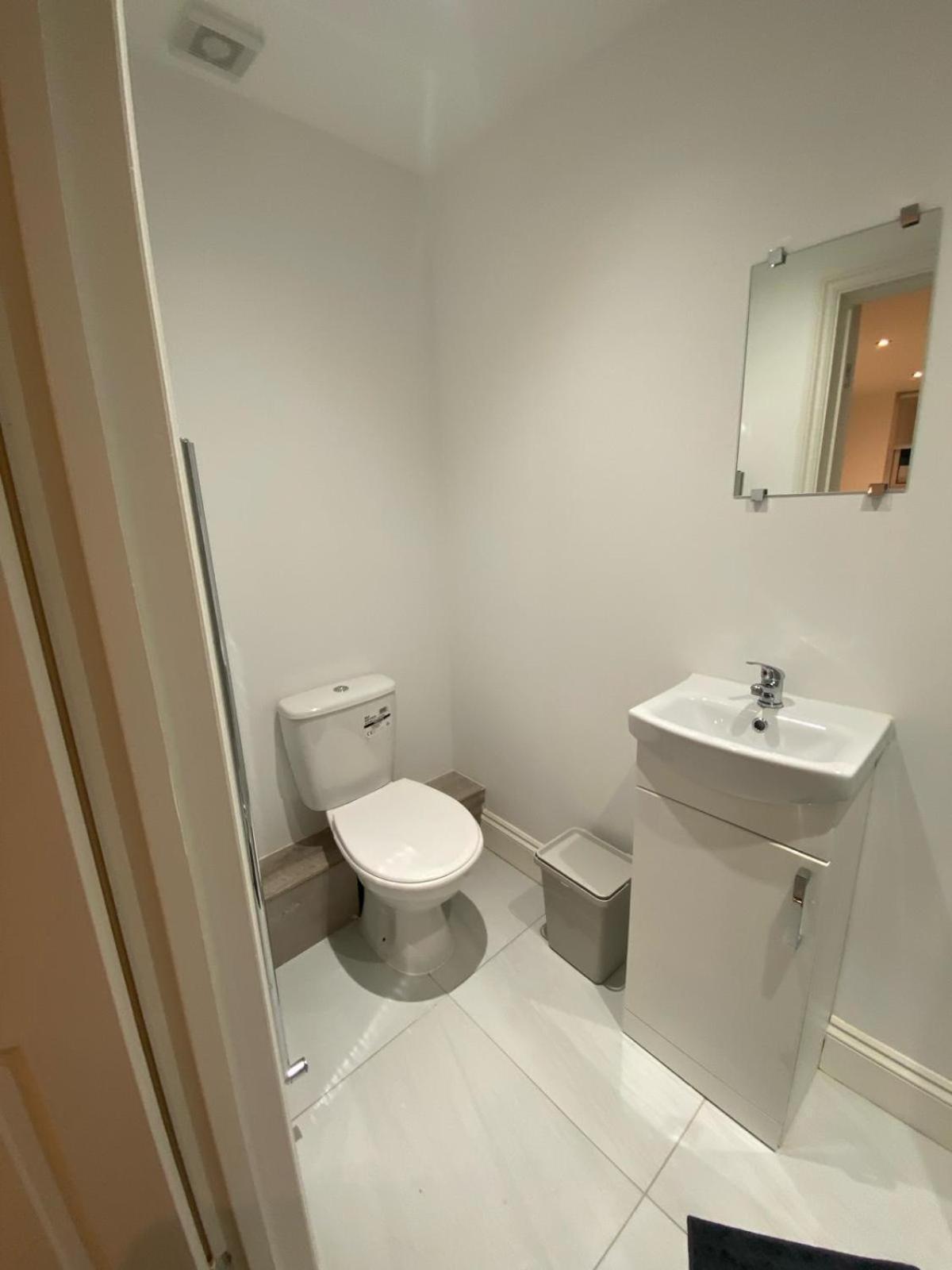 15 Min To Central London Guest Suites 22 Екстер'єр фото